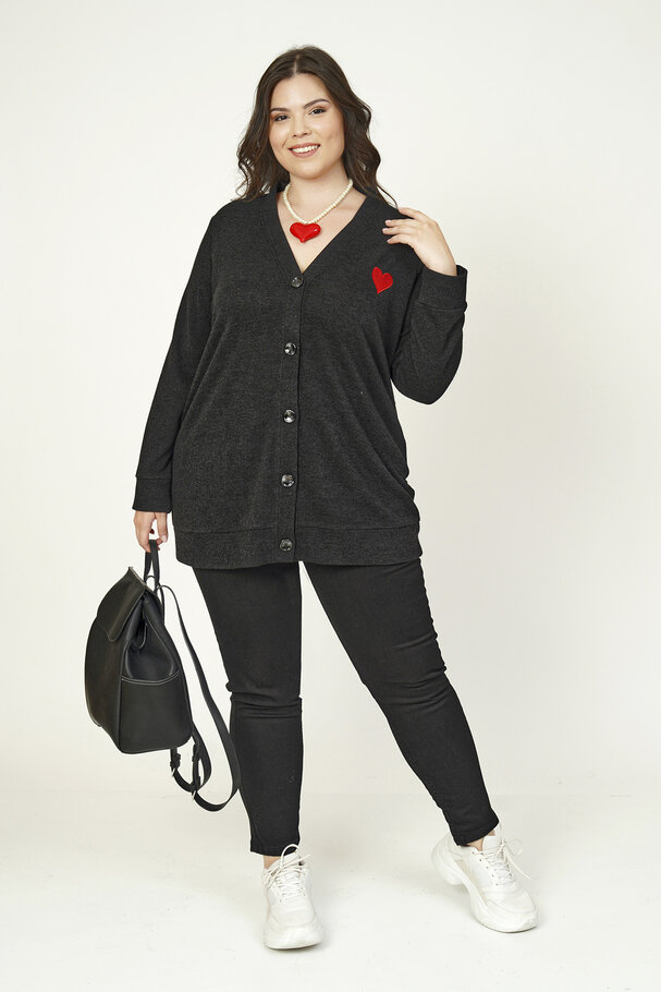 HEART EMBROIDERED KNIT CARDIGAN