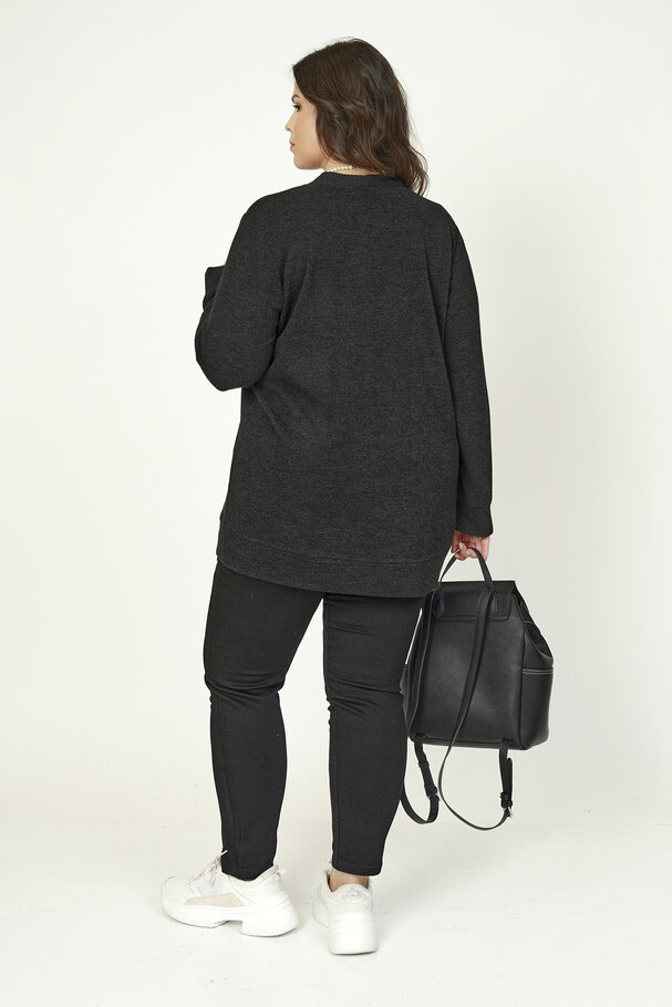 HEART EMBROIDERED KNIT CARDIGAN
