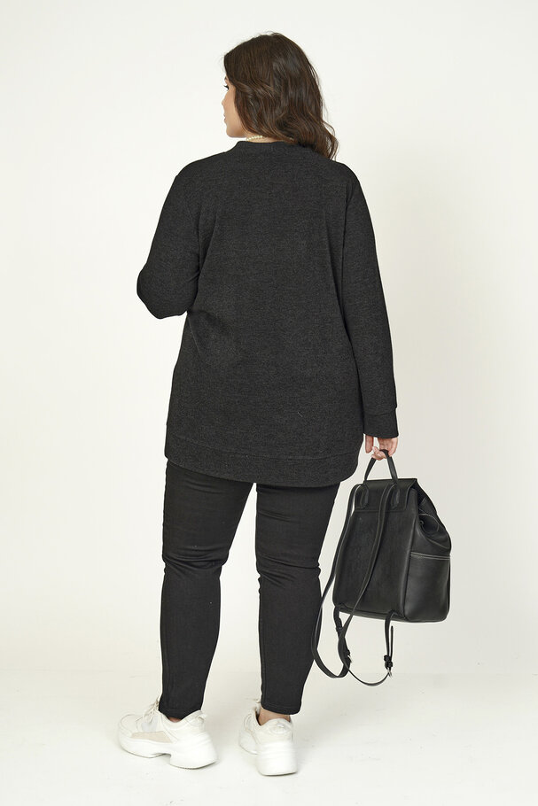 HEART EMBROIDERED KNIT CARDIGAN