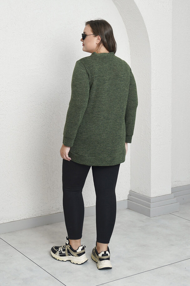 HEART EMBROIDERED KNIT CARDIGAN