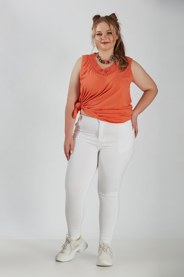 HIGH RISE SKINNY JEANS