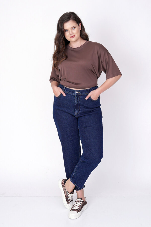 HIGH-WAIST MOM JEANS