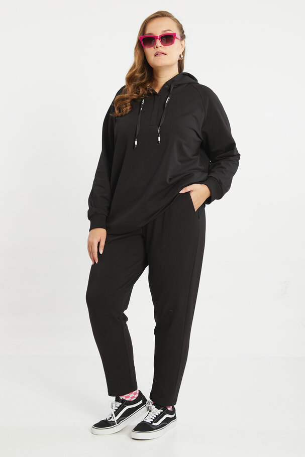 HOODED TOP AND BOTTOM JOGGING SET