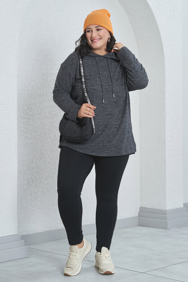 HOODED KNIT SWEATER