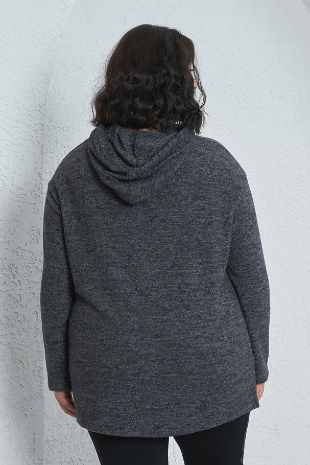 HOODED KNIT SWEATER