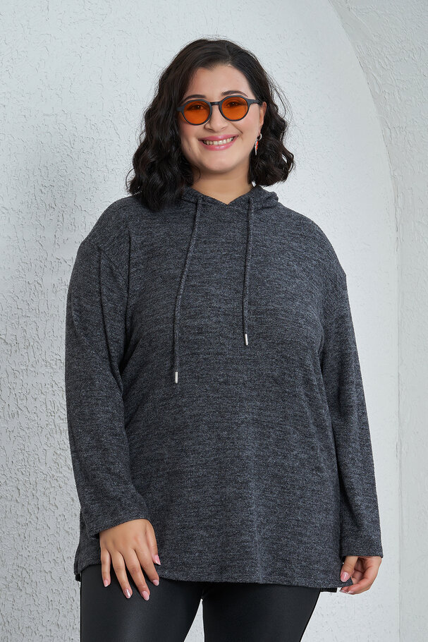 HOODED KNIT SWEATER