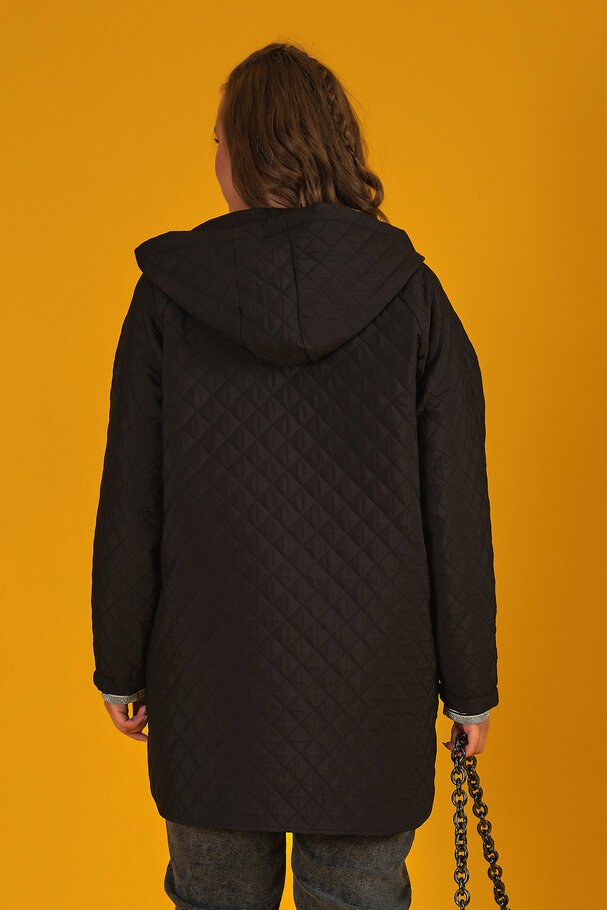 HOODED QUILTED COAT