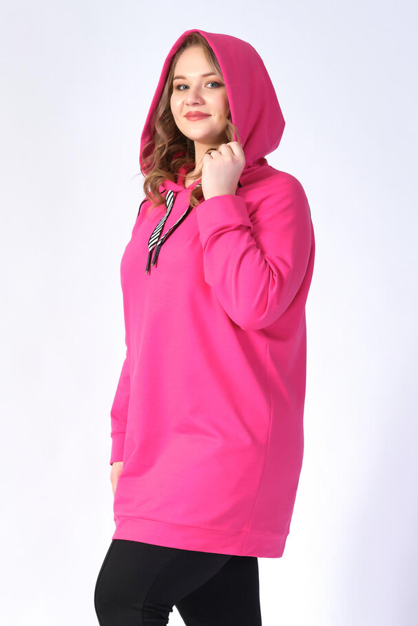 HOODIE WITH CONTRAST DETAIL