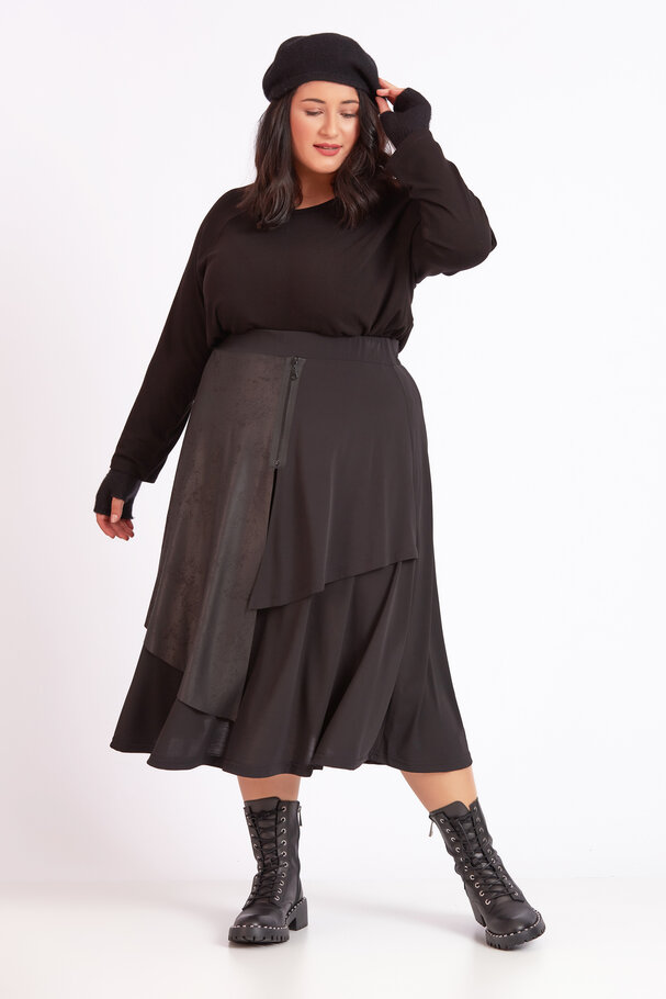 JERSEY SKIRT WITH LEATHER DETAIL