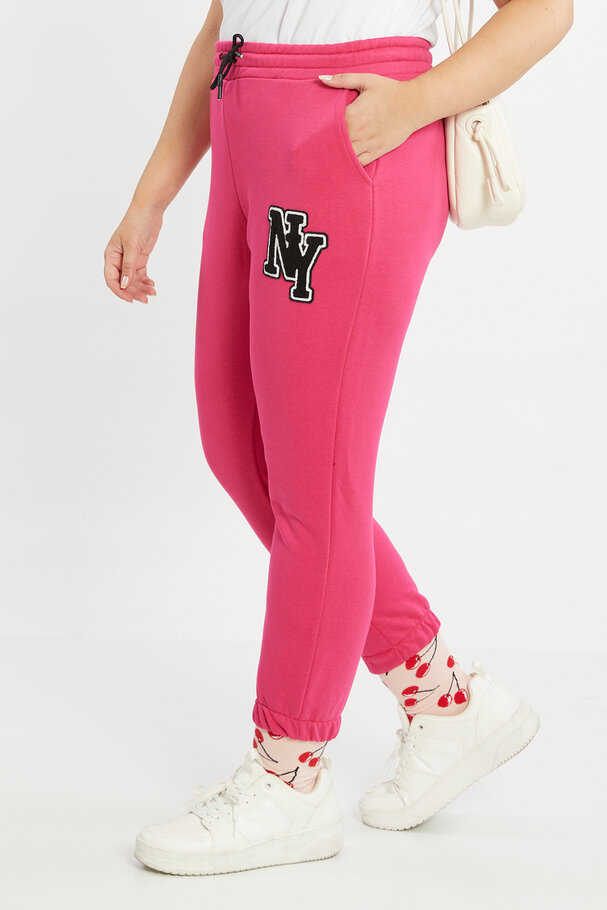 JOGGING TROUSERS WITH PATCH