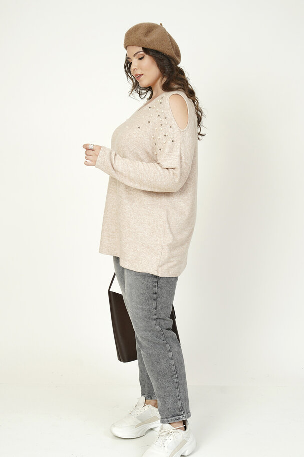 KNIT SWEATER WITH PEARL AND STONE DETAILS