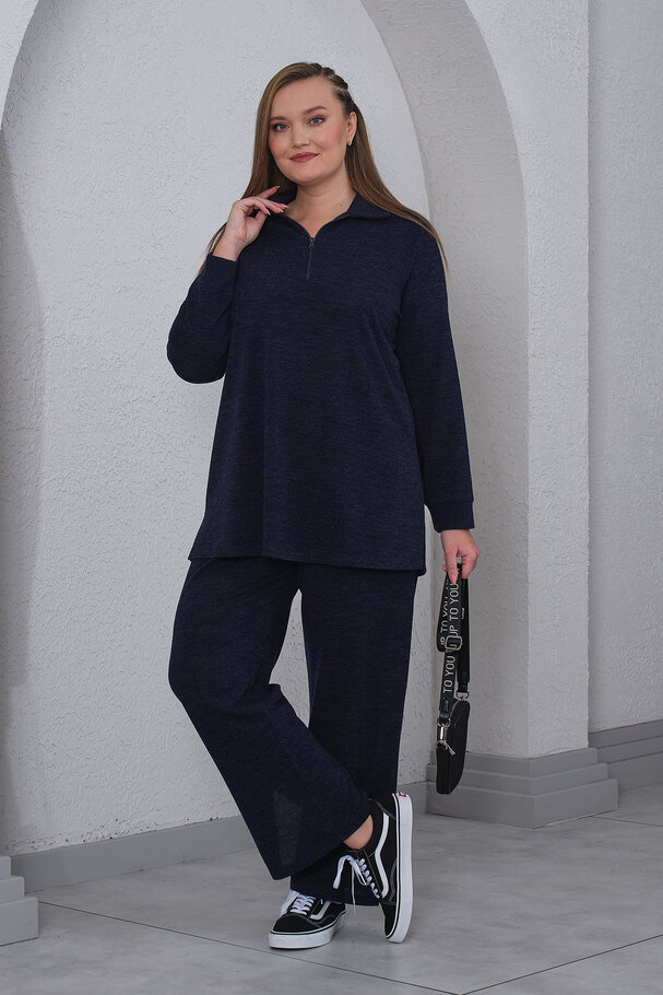 KNIT TOP AND JOGGER SET