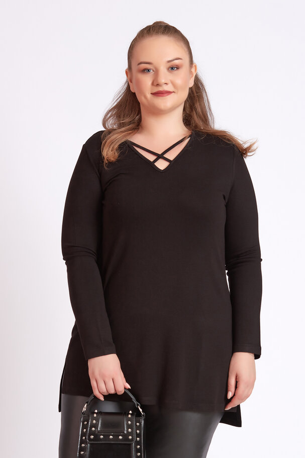 KNIT TOP WITH CUT-OUT DETAIL AND STRAPS