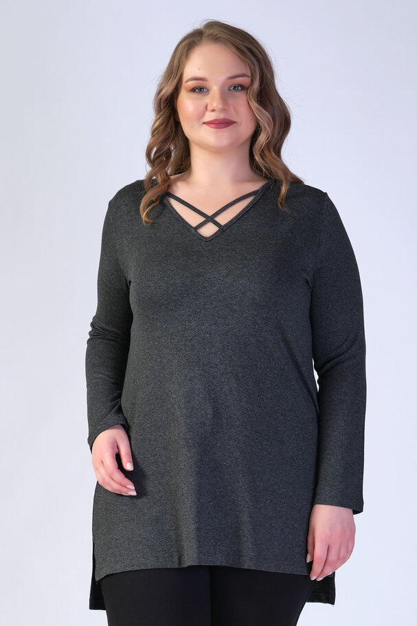KNIT TOP WITH CUT-OUT DETAIL AND STRAPS