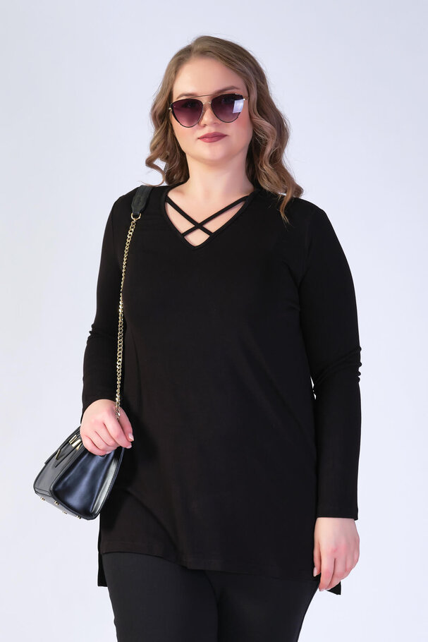 KNIT TOP WITH CUT-OUT DETAIL AND STRAPS