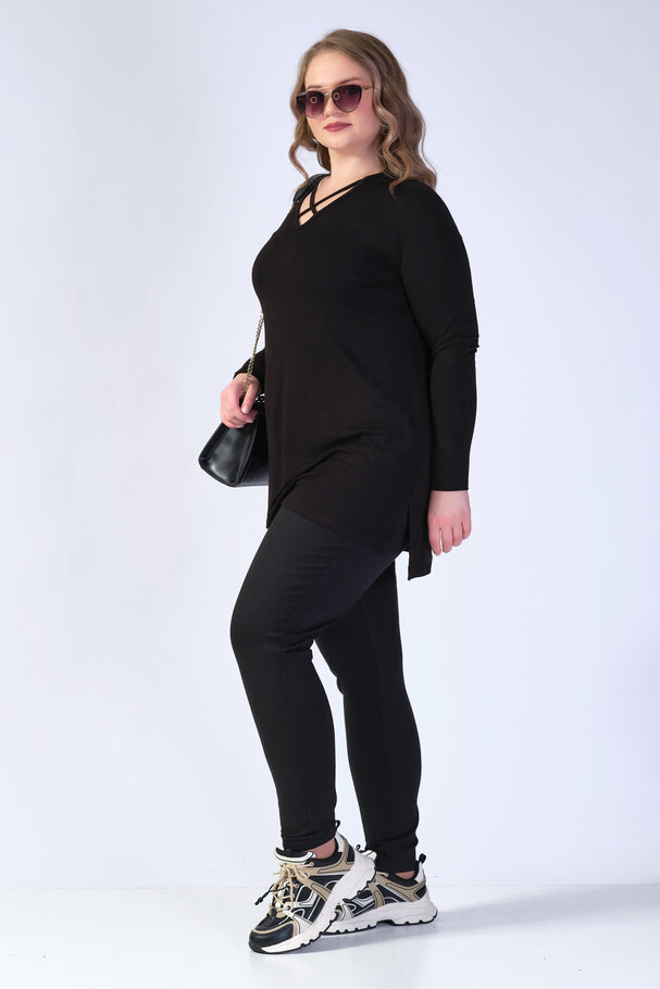 KNIT TOP WITH CUT-OUT DETAIL AND STRAPS