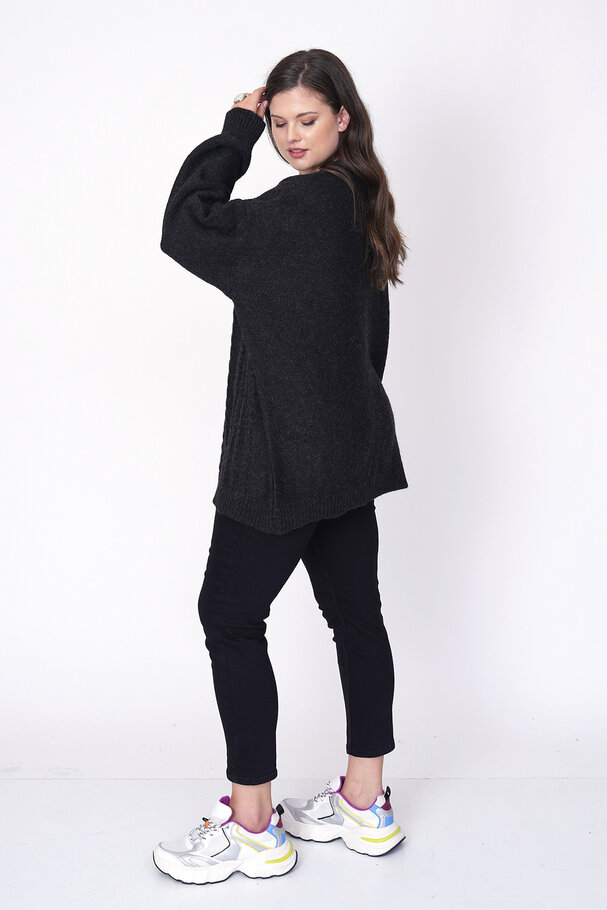 KNITTED PATTERN SWEATER