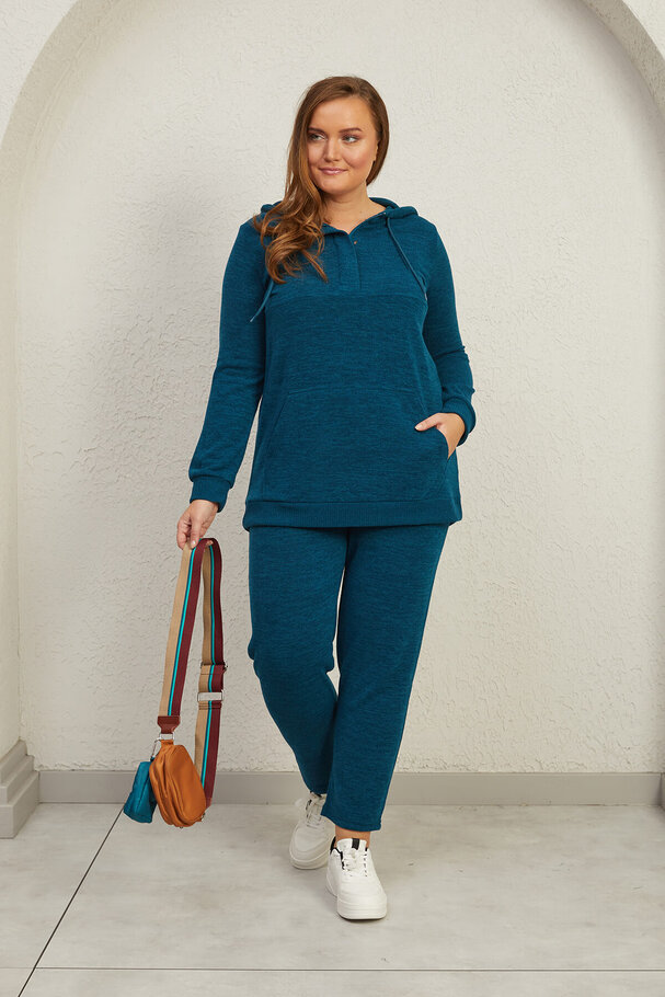 KNITWEAR SET