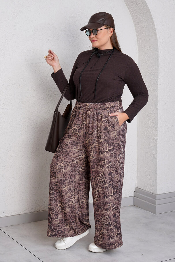 LEOPAR DESENLİ GENİŞ PAÇA TRİKO PANTOLON