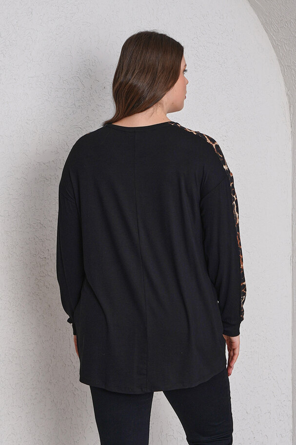 LEOPAR DESENLİ KOL DETAYLI BLUZ
