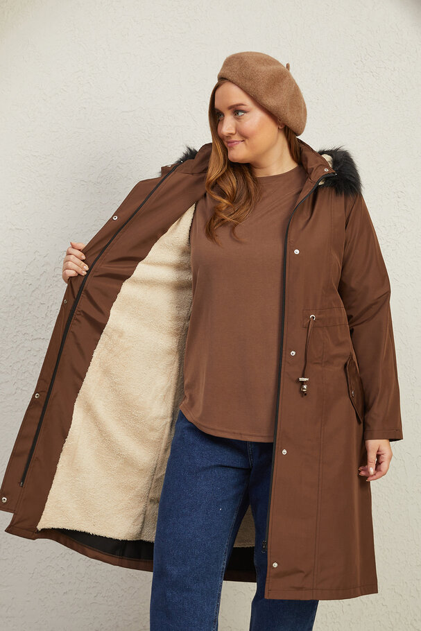 LONG PARKA WITH FLEECE LINING