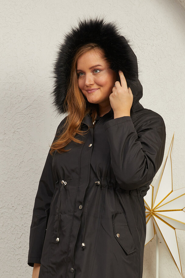 LONG PARKA WITH FLEECE LINING