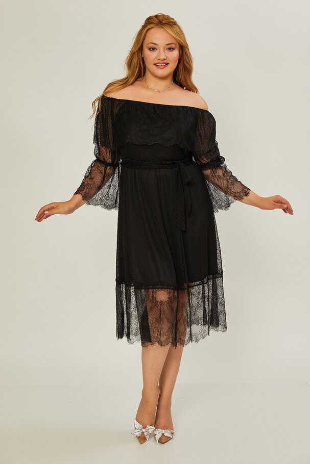 MADONNA COLLAR LACE DRESS