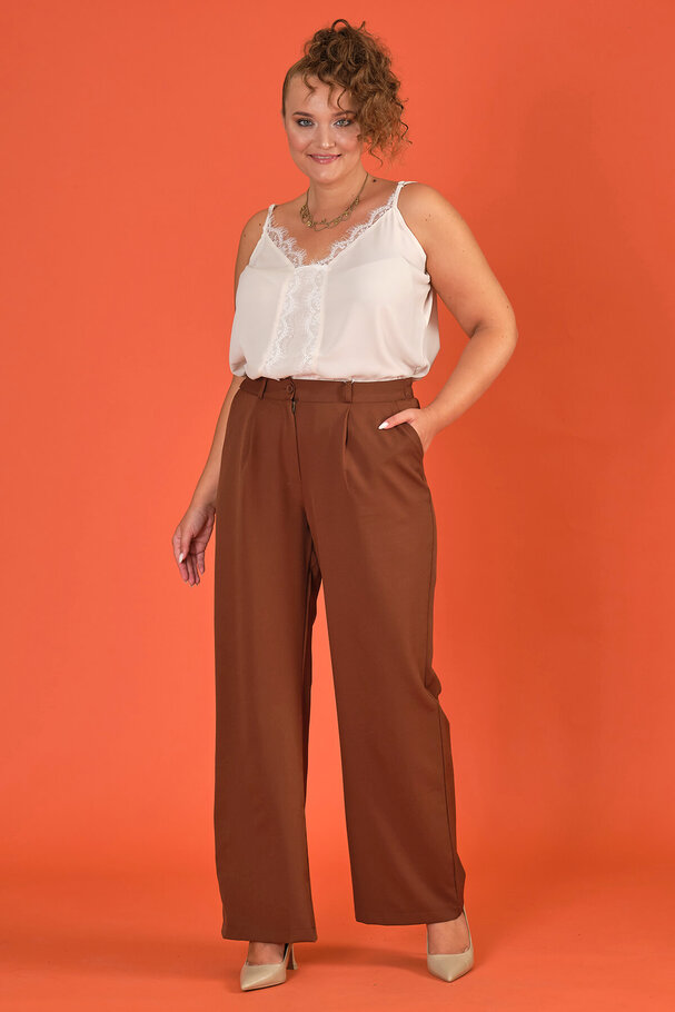 MASCULINE WIDE-LEG TROUSERS
