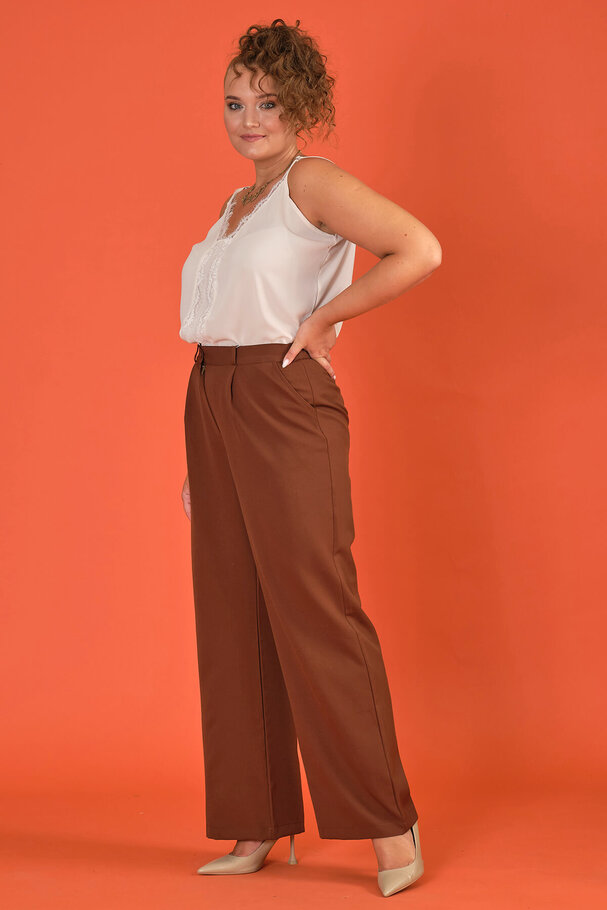 MASCULINE WIDE-LEG TROUSERS