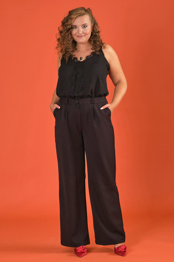 MASCULINE WIDE-LEG TROUSERS
