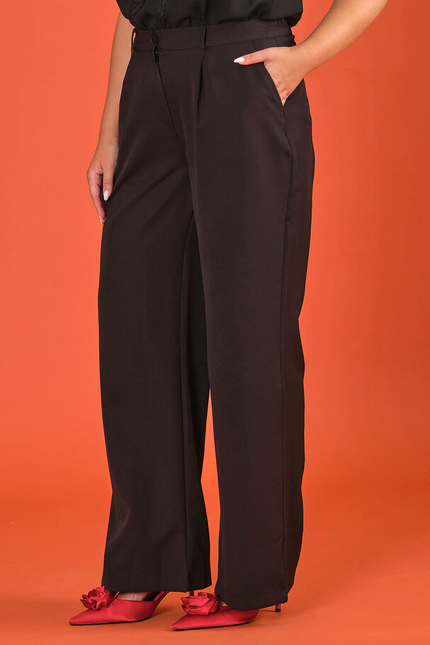 MASCULINE WIDE-LEG TROUSERS