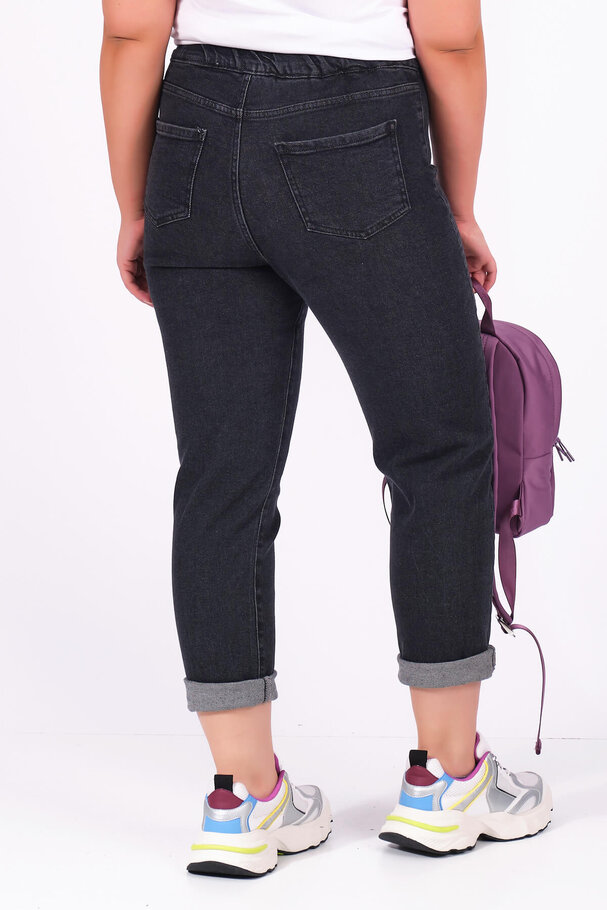 MOM JEANS WITH ELASTIC WAISTBAND