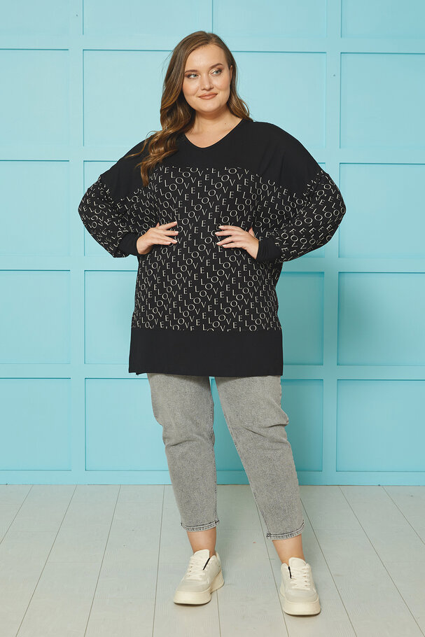 OVERSIZE T-SHIRT WITH SLOGAN
