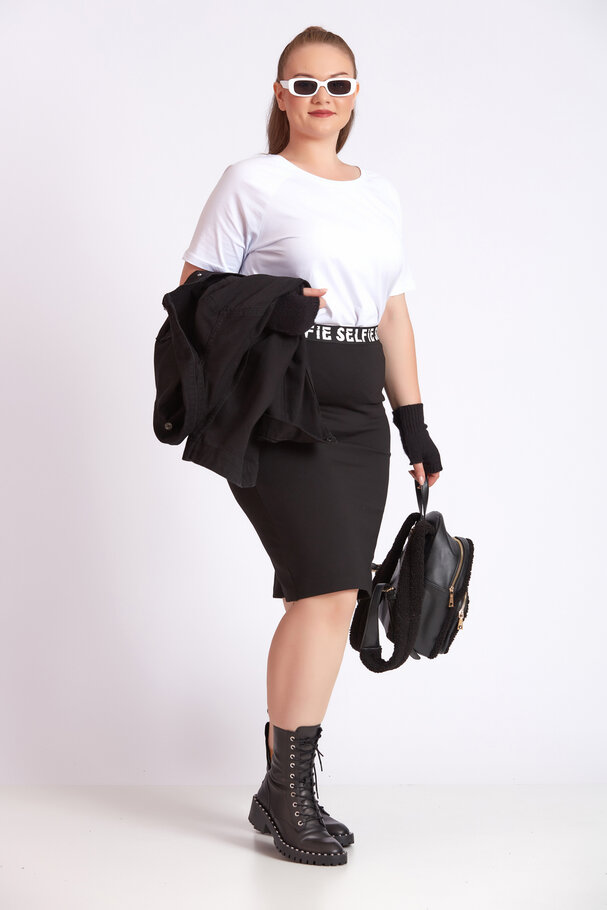 PENCIL SKIRT WITH SLOGAN