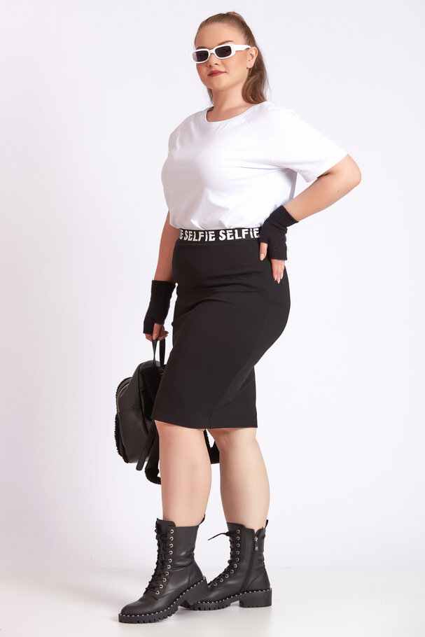 PENCIL SKIRT WITH SLOGAN