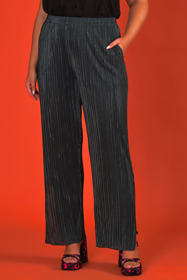PLEATED TOP AND BOTTOM SET