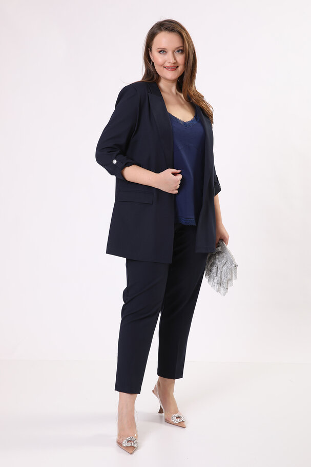 BLAZER WITH ROLLED-UP SLEEVES