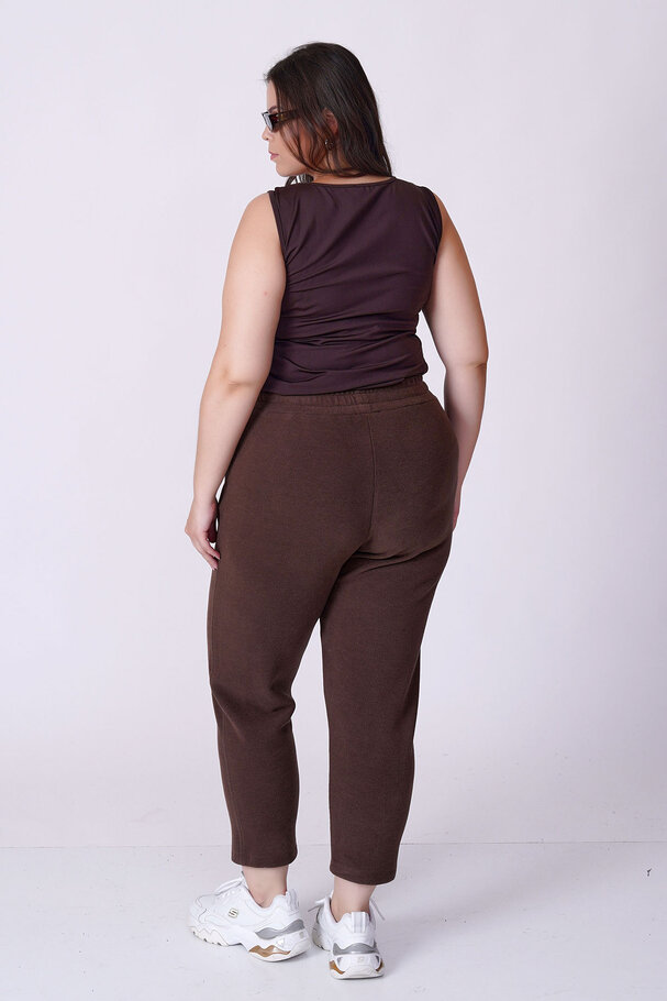 CARROT-LEG KNIT TROUSERS