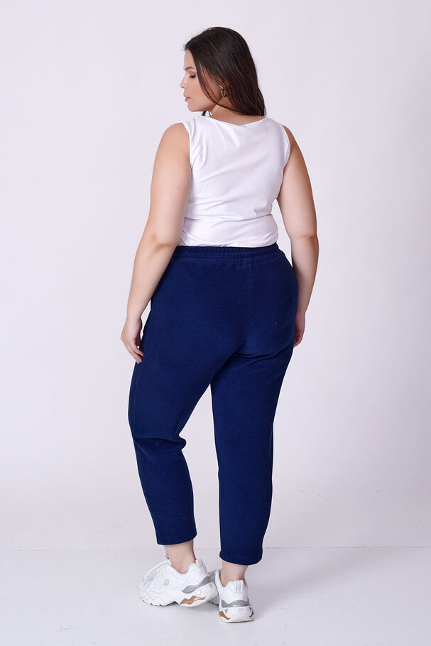 CARROT-LEG KNIT TROUSERS