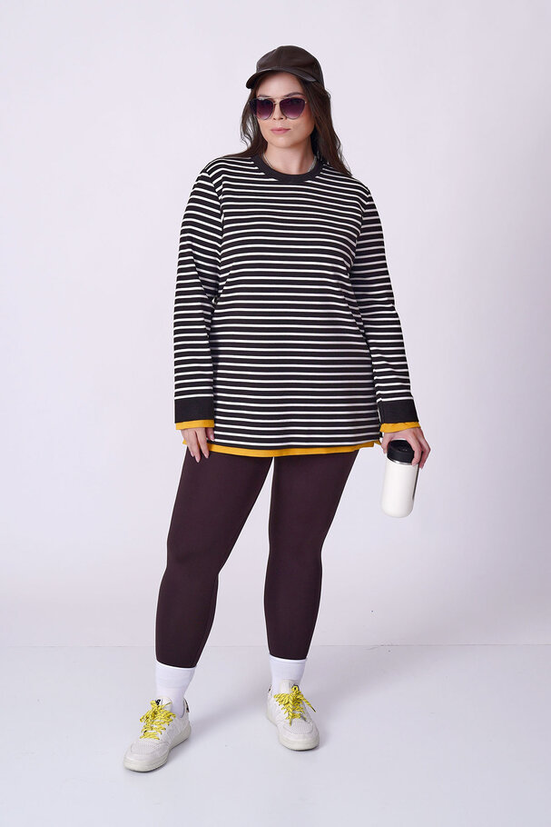 CONTRAST STRIPED SWEATSHIRT