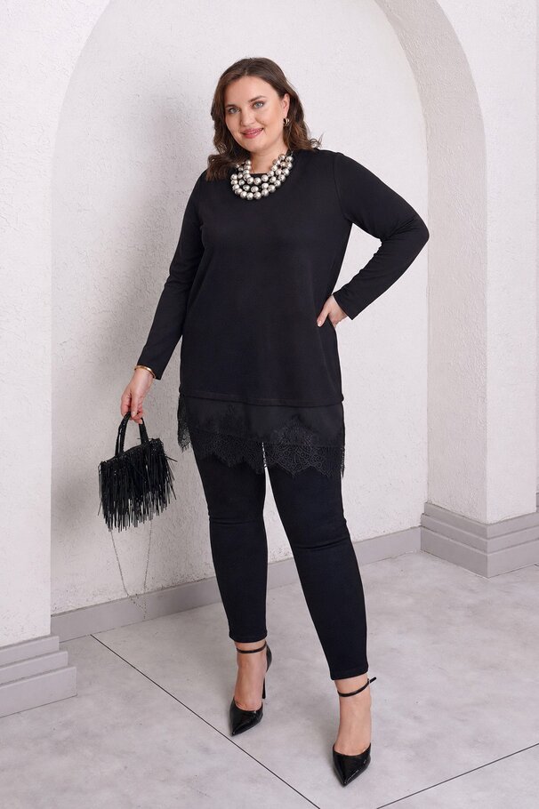 LONG SLEEVE LACE DETAIL T-SHIRT