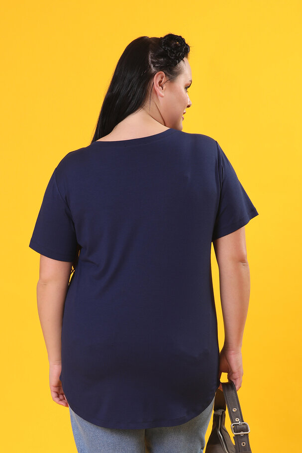 ROUND NECK BASIC T-SHIRT