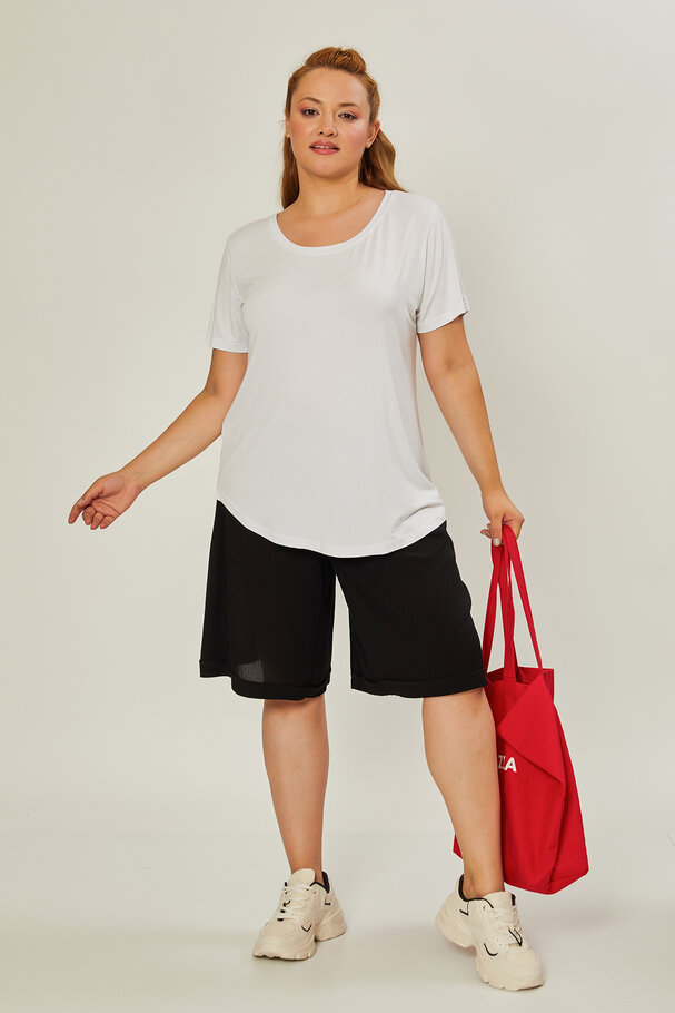 ROUND NECK BASIC T-SHIRT