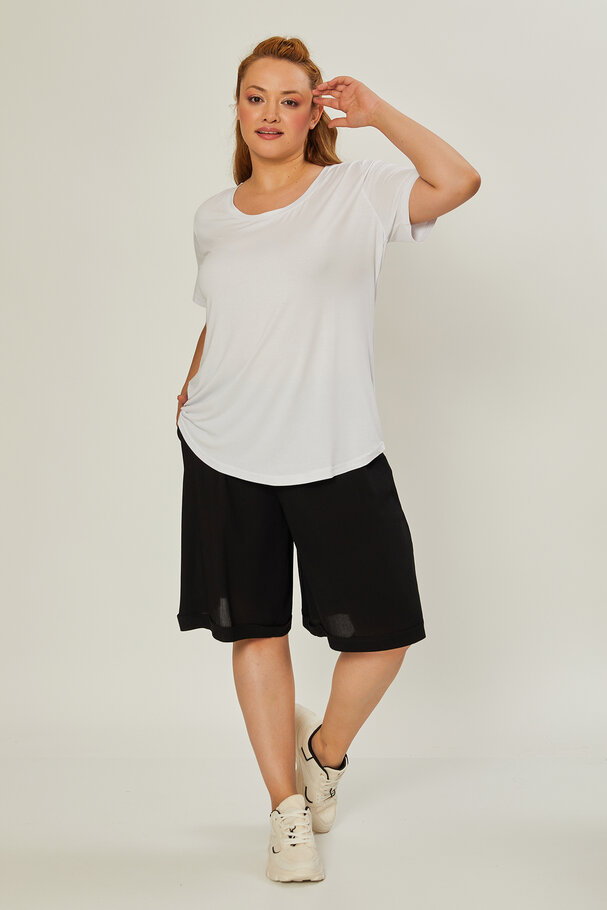 ROUND NECK BASIC T-SHIRT