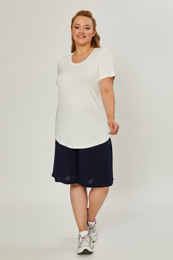 ROUND NECK BASIC T-SHIRT