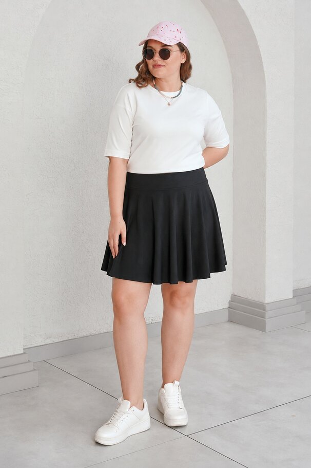 SHAPING SKORT WITH INNER SHORTS
