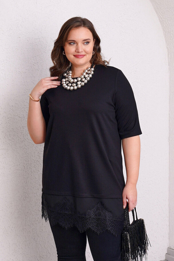 SHORT SLEEVE LACE DETAIL T-SHIRT