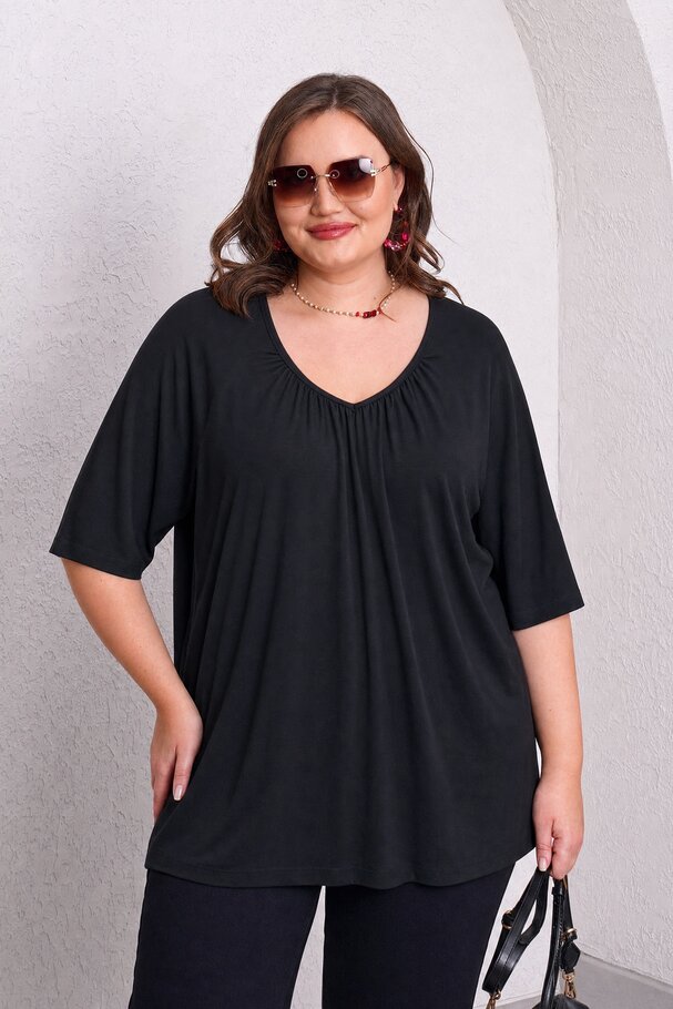 V-NECK GATHERED BASIC T-SHIRT