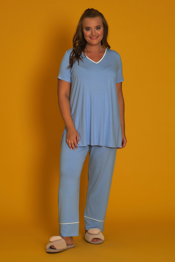 PYJAMAS WITH CONTRAST PIPING