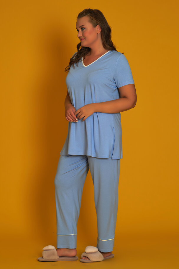 PYJAMAS WITH CONTRAST PIPING